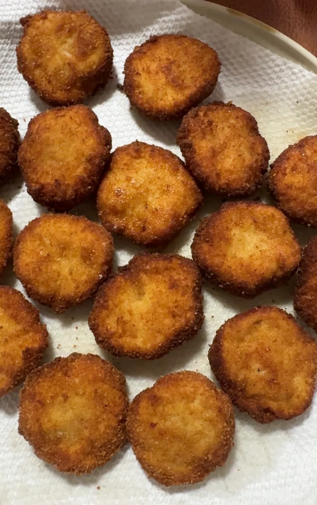 Homemade chicken nuggets (minimum 8 pieces)